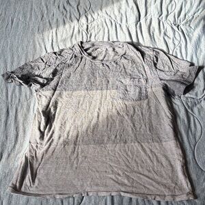 Old Navy Men's Heather Gray Striped Tee